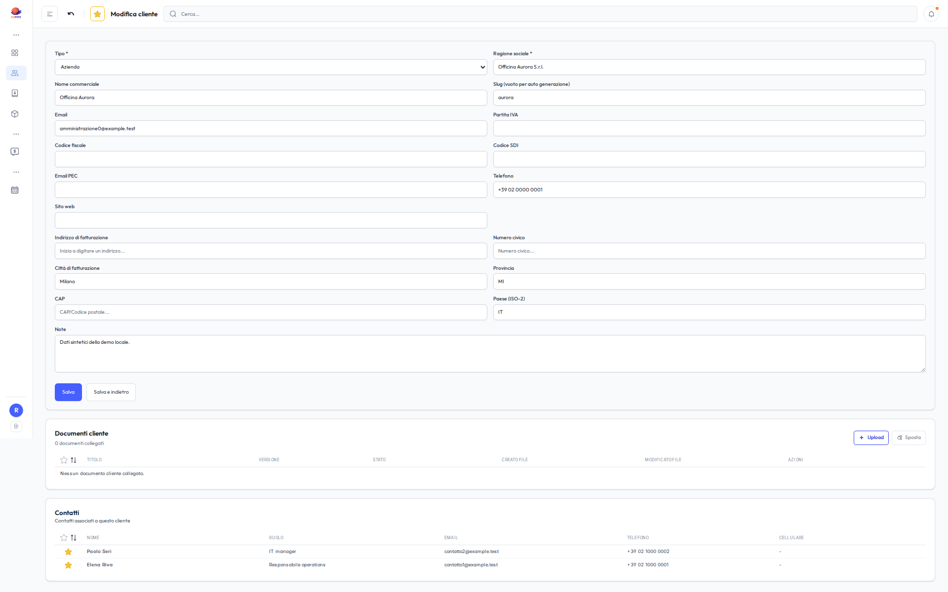 Scheda cliente dimostrativa di ZenCRM con dati aziendali, documenti e contatti associati.
